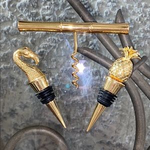 Lilly Pulitzer wine set